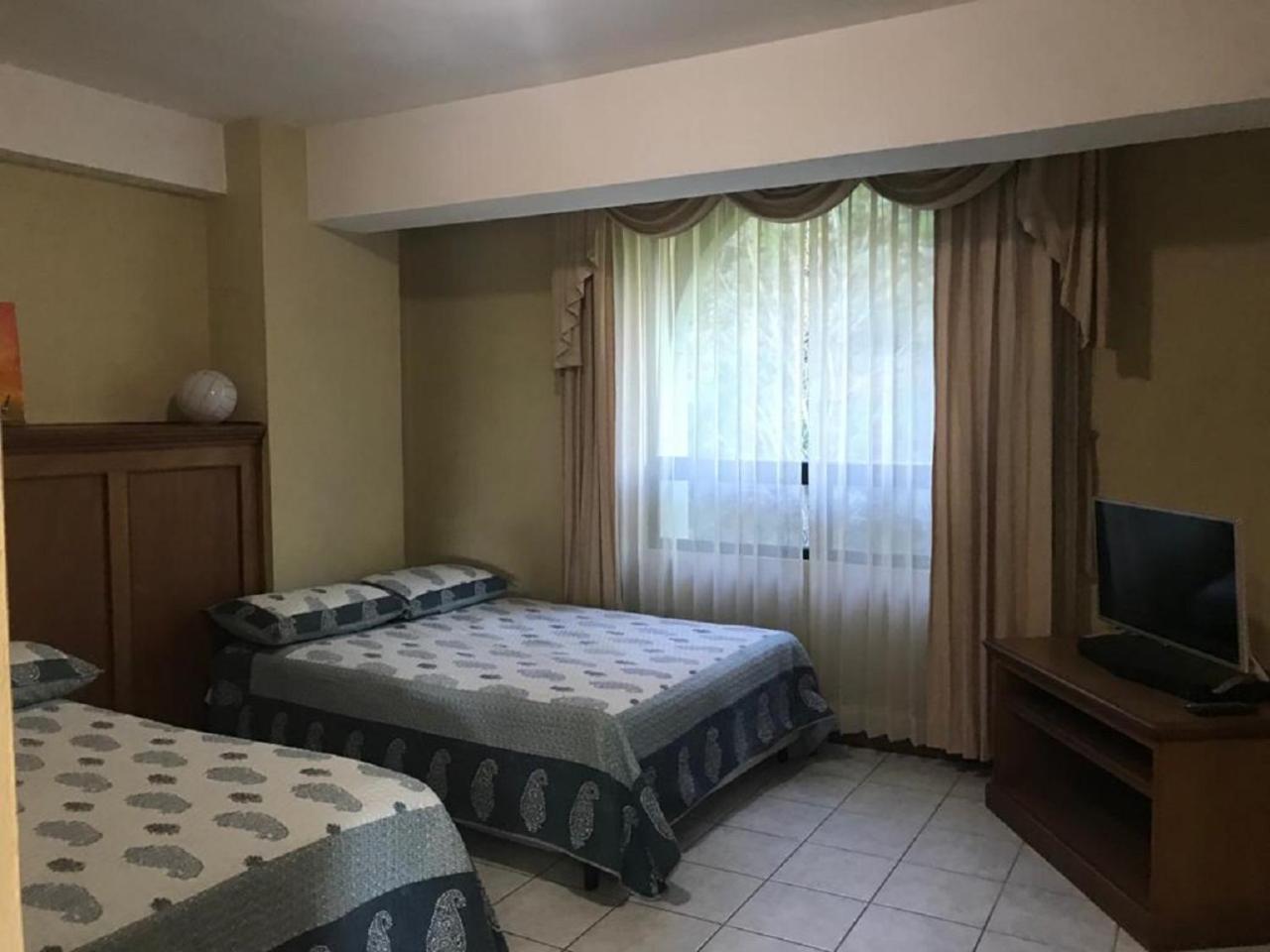 Apartamento Torres De Atitlan Panajachel Exterior photo